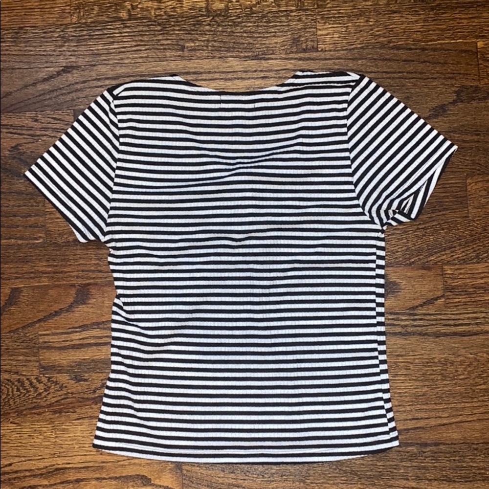 Shirt - Picture 2 of 4